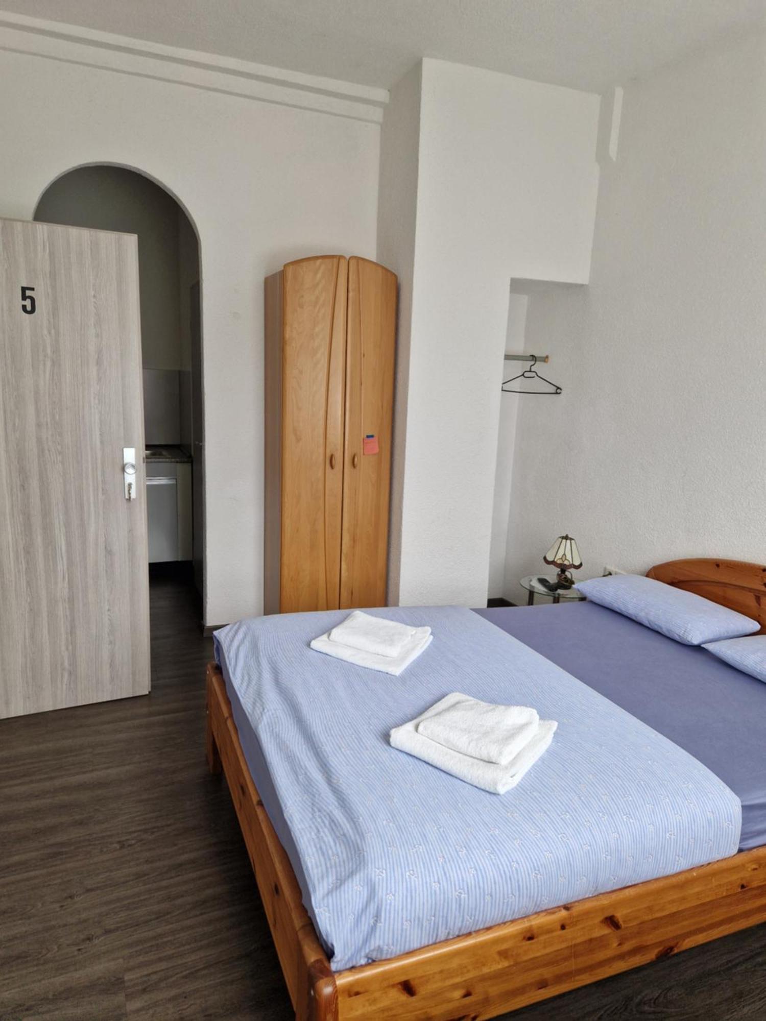 Pension Antalya Фридрихсхафен Экстерьер фото