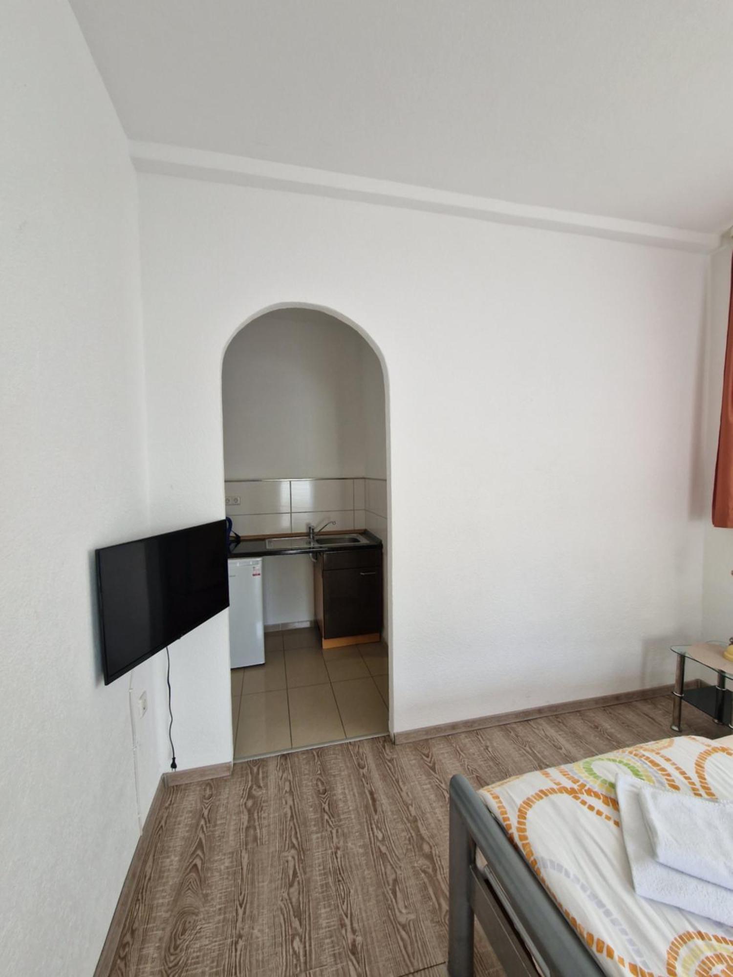 Pension Antalya Фридрихсхафен Экстерьер фото